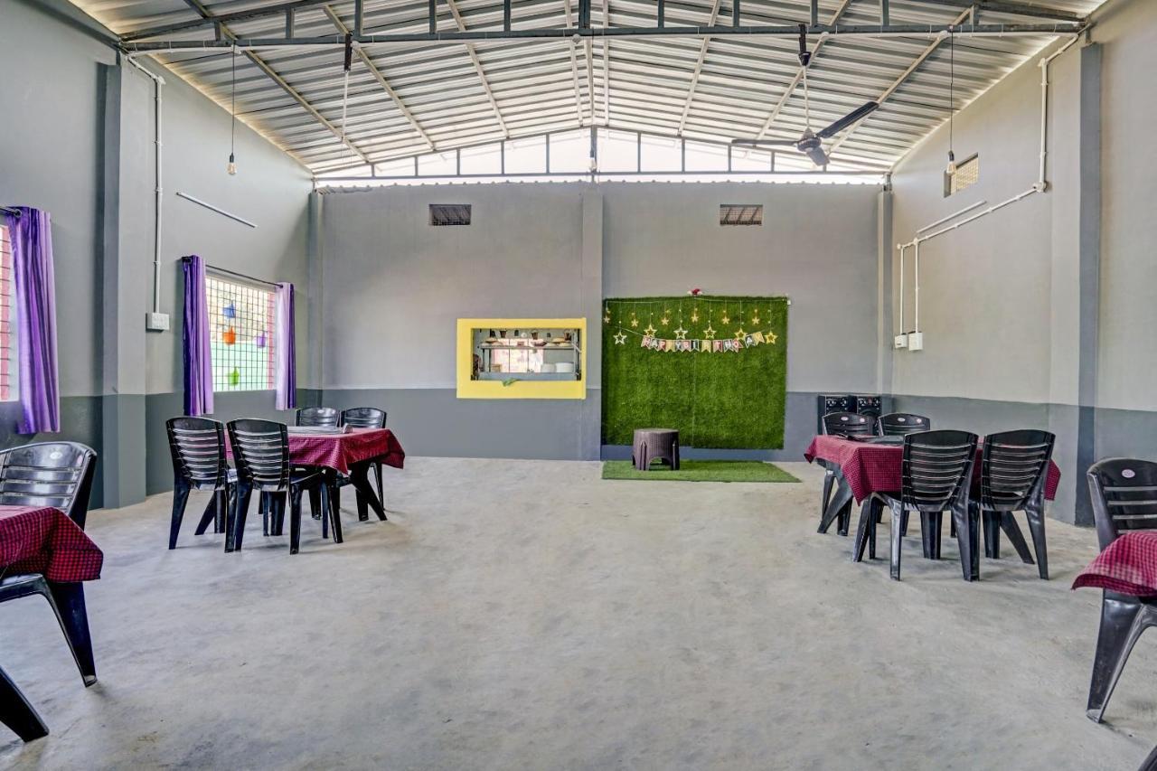Oyo Flagship The Chirag Resort Bhandara Bagian luar foto